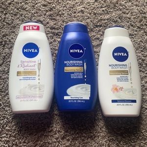 Brand new women’s body wash! Bundle